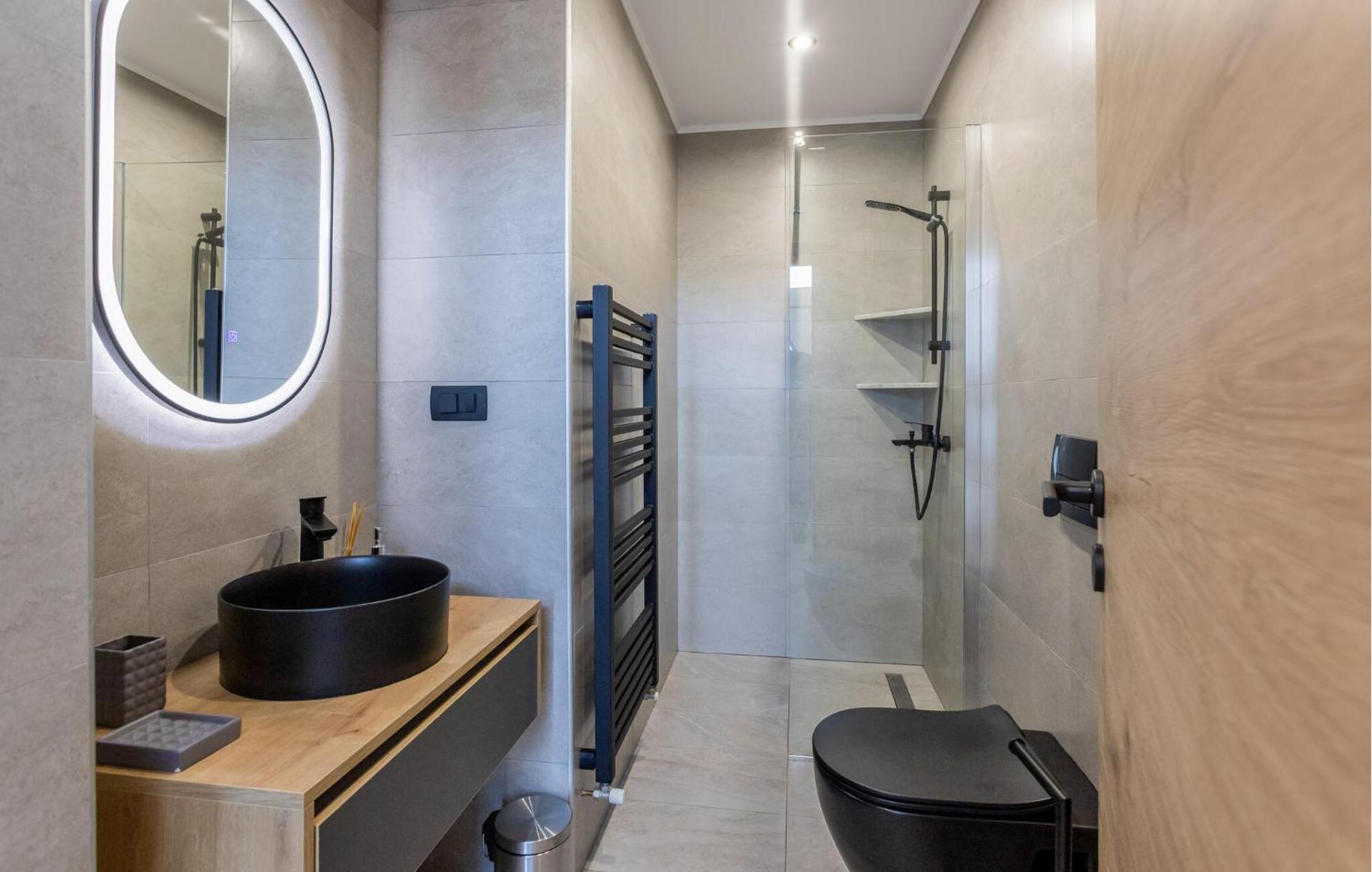 Gorgeous Apartment In Brsec With Kitchen Екстер'єр фото